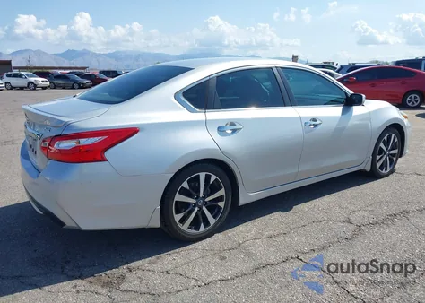 2016 Nissan Altima 2.5 Sr из США, поврежденный, VIN 1N4AL3AP5GC283342